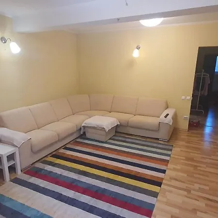 Large Kee Villa Bucharest