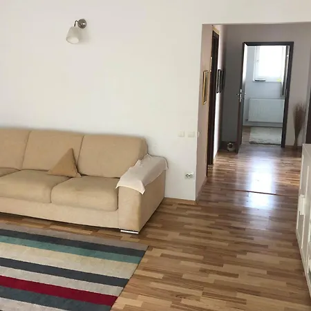 Villa Large Kee Bucharest